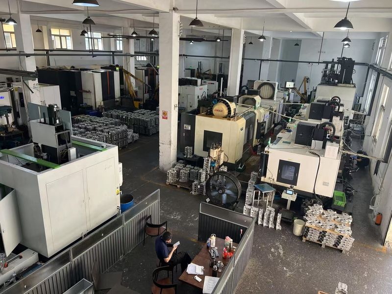 Yimi (Guangzhou) Automotive Parts Co, Ltd निर्माता उत्पादन लाइन