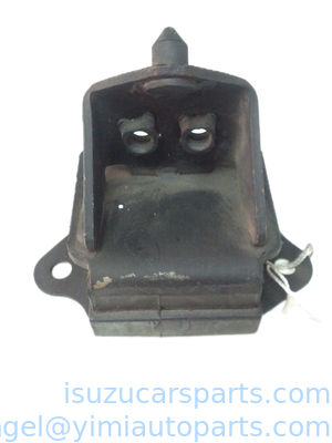 ISUZU DMAX 4JA1 T 4JH1 इंजन माउंटिंग R 8973672721 8972349762