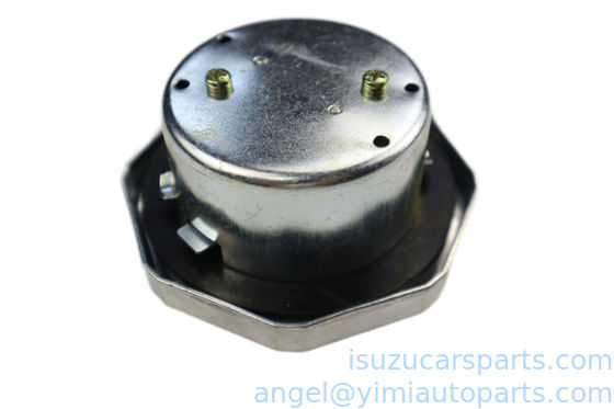 ISUZU 700P NPR75 NNR FVR FXZ CAP ईंधन टैंक W/KEY 8981460100 8980889820 8980331570